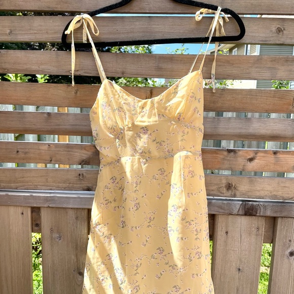 **SOLD** NWT Princess Polly Mini Dress - Picture 4 of 7